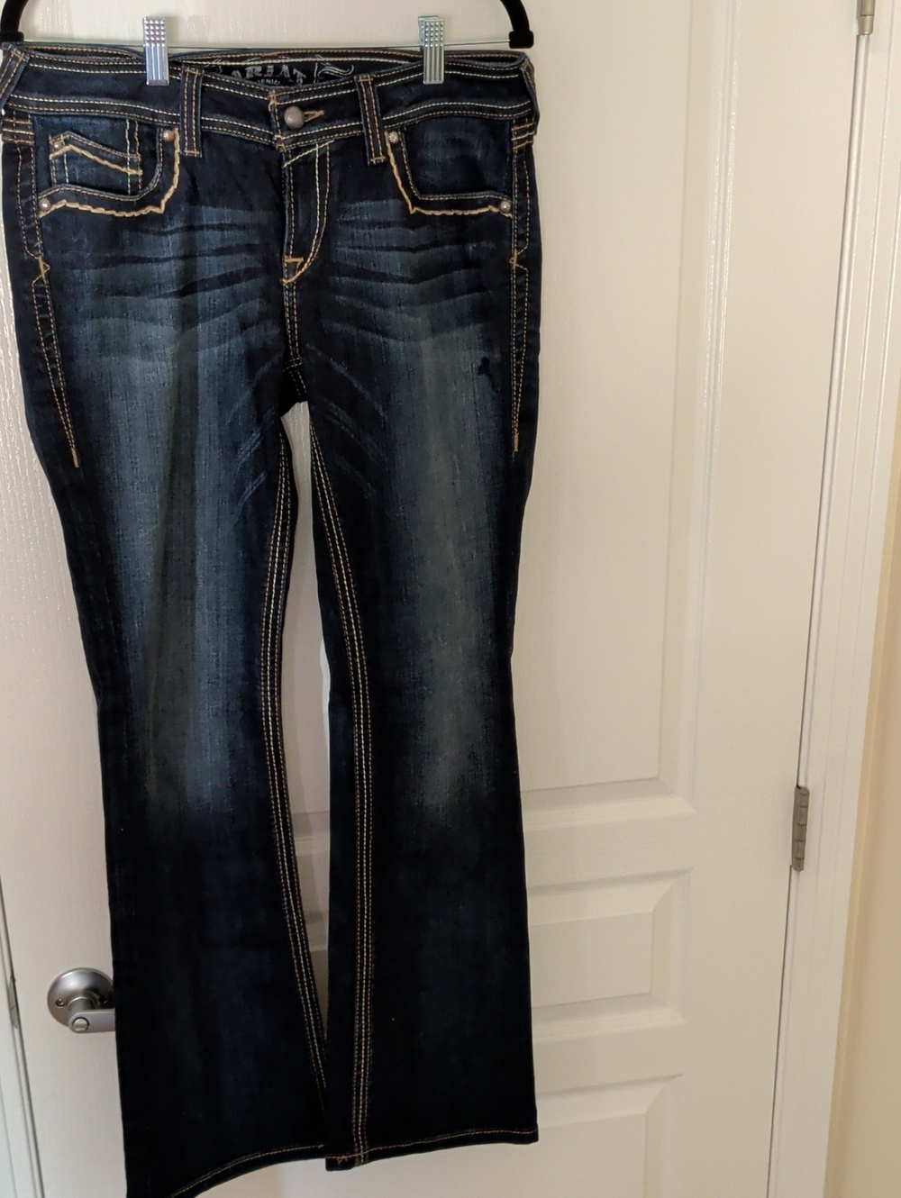 Dark Wash Women’s Ariat Jeans Like New